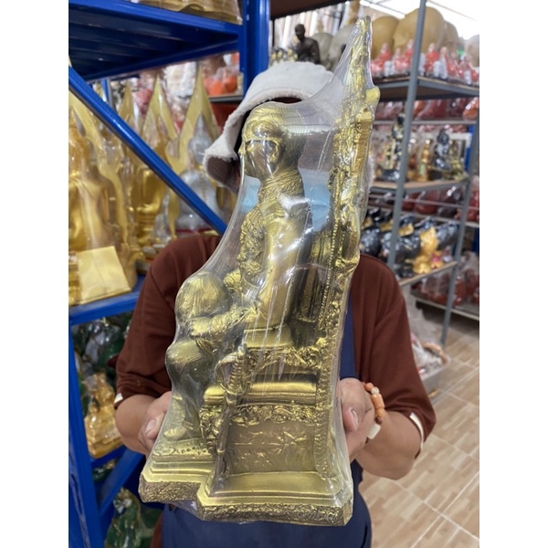 รัชกาลที่9 องค์จำลอง สุง10นิ้วครึ่ง ยาว6นิ้ว