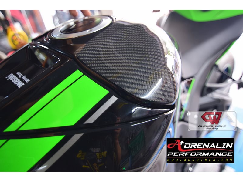 แผงคาร์บอนเคฟล่าห์กันรอยตัวถัง Clever Wolf สำหรับ ZX10 2016 ขึ้นไป