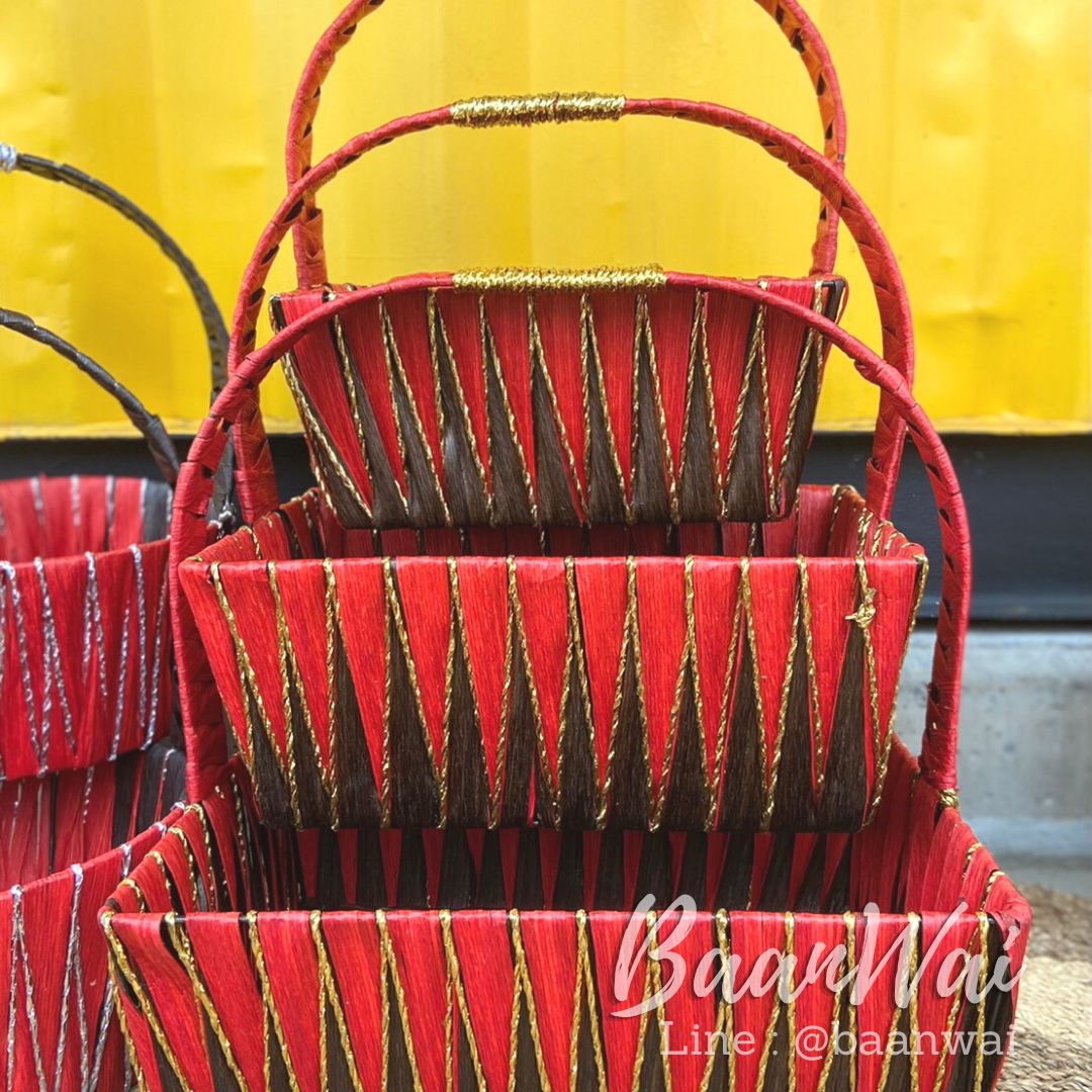 กระเช้า Code-005 VIP โครงเหล็ก ทรงรี