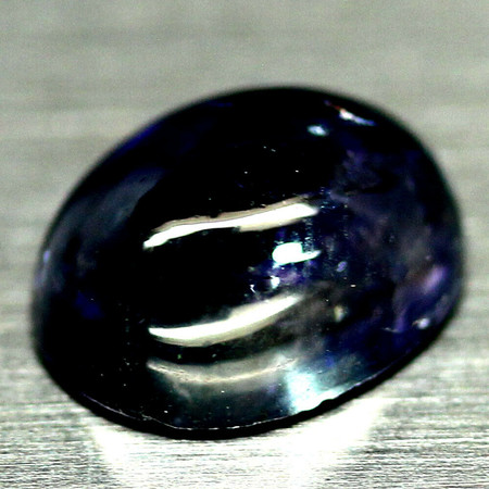 พลอยไอโอไลต์ (Iolite) 3.52 กะรัต