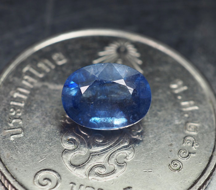 พลอยไพลิน (Blue Sapphire) 1.50 กะรัต