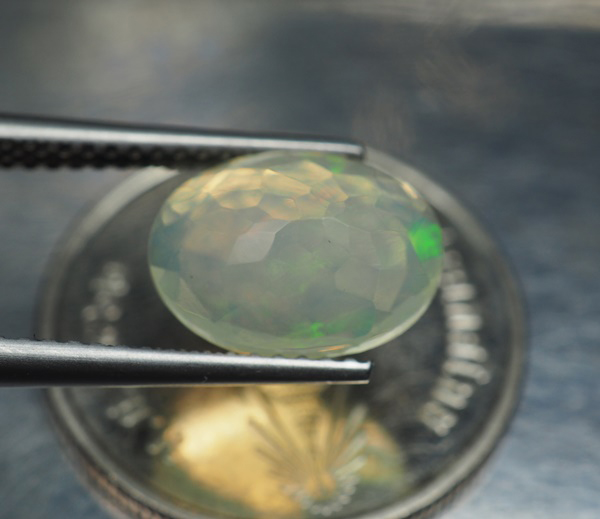โอปอลหลากสี (Multi Opal) 1.85 กะรัต
