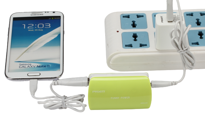 PISEN แบตสำรองแท้ 5,000 mAh พาวเวอร์แบงค์ USB 5V-2A Funny Power Ⅱ รุ่น TS-D127 ไฟฉาย LED ส่องสว่างยามค่ำคืนในตัว เก็บประจุเต็มที่ได้ยาวนาน รูปทรงกระบอก ขนาดกระทัดรัดจับถนัดกระชับมือ - สีเขียวอ่อน