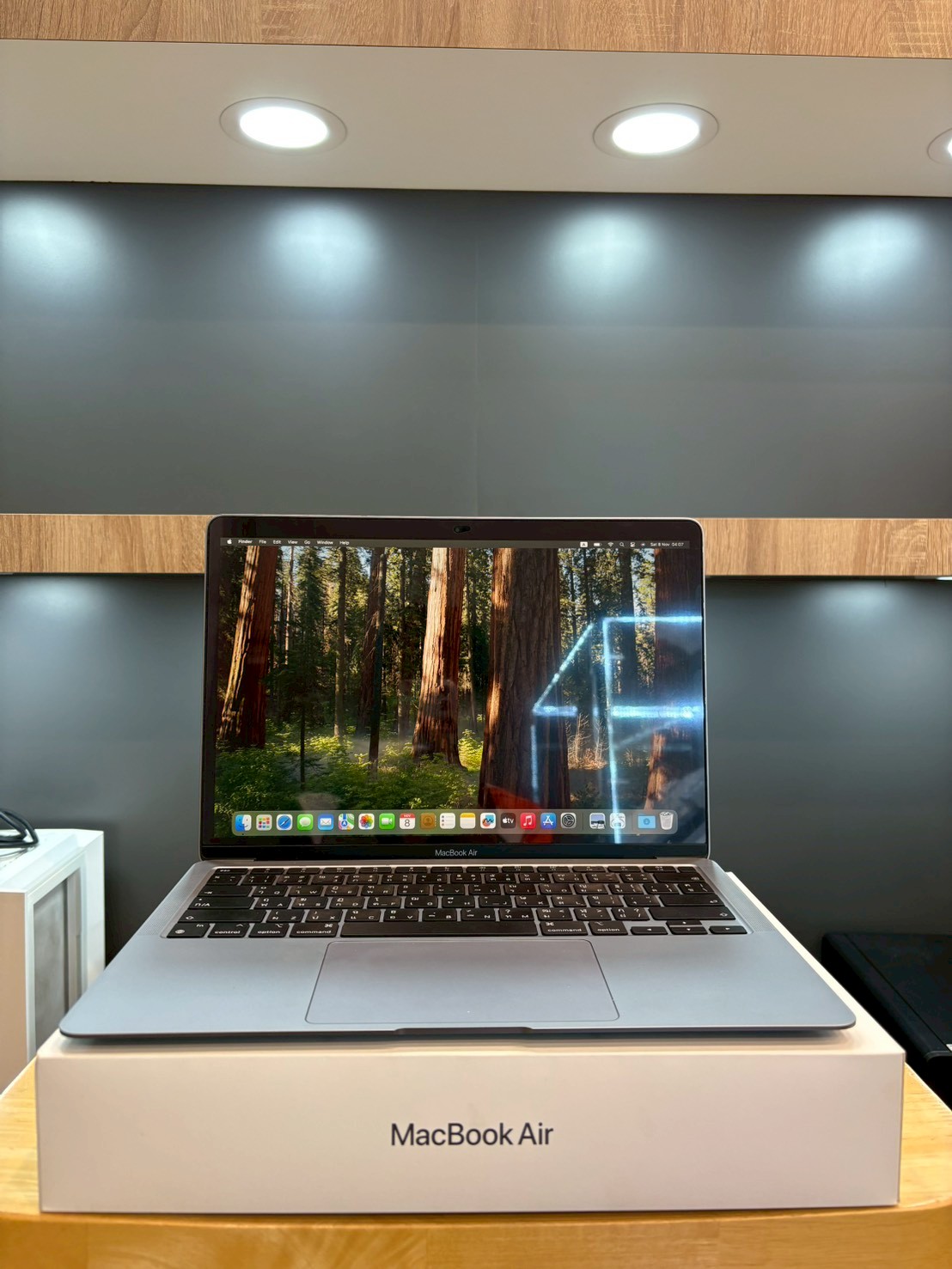 MacBook Air 13" (M1 ปี 2020) 8/256GB Space Gray