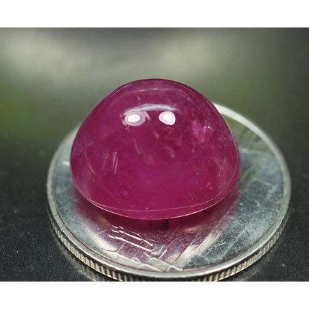 พลอยทับทิม (Ruby) 14.80 กะรัตสีแดงเข้ม