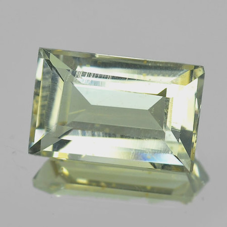 พลอยสคาโพไลท์ (Scapolite) 4.60 กะรัต