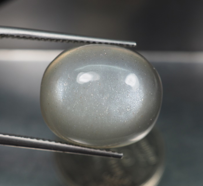 มูนสโตน (Moon Stone) 14.15 กะรัตสีเงิน