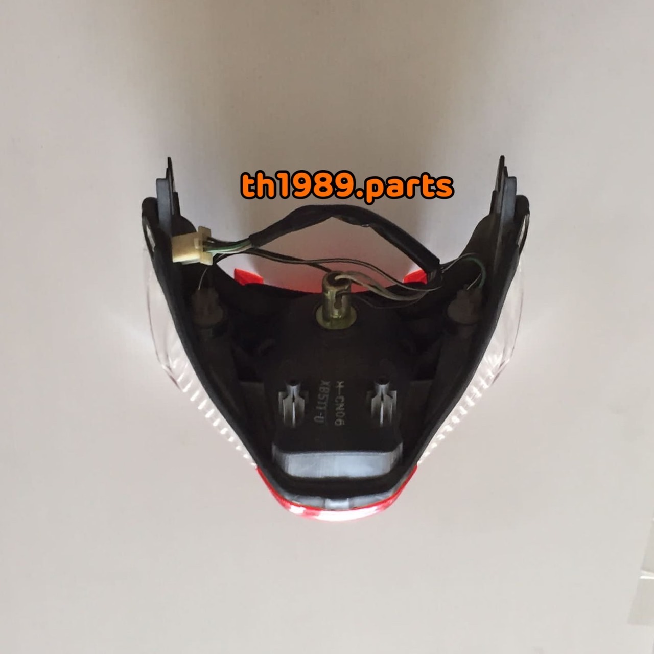 ชุดไฟท้าย สำหรับรุ่น Smash 110 Junior FD110XCU-A อะไหล่แท้ SUZUKI 35710-09G10-000