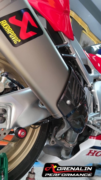 ท่อ Akrapovic SBK สำหรับ CBR1000RR 2017+ (For Exhibition only)