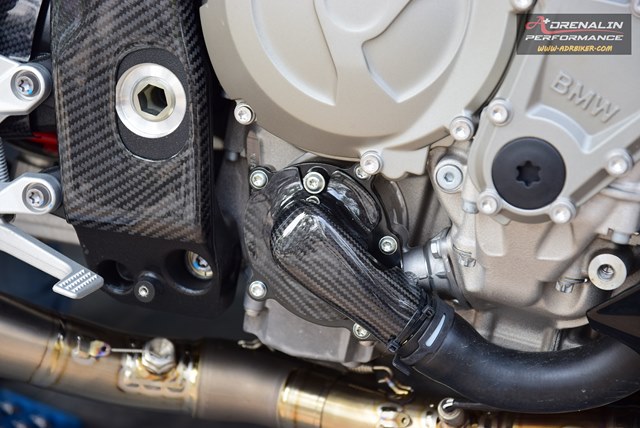 Carbon World - ปั้มน้ำ (WaterPumpCover) สำหรับ S1000R 13+