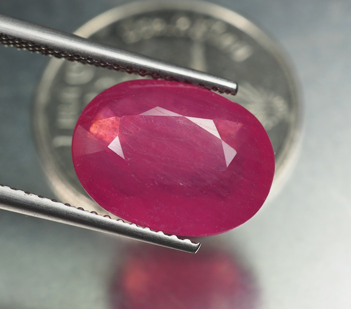 พลอยทับทิม (Ruby)7.02 กะรัต
