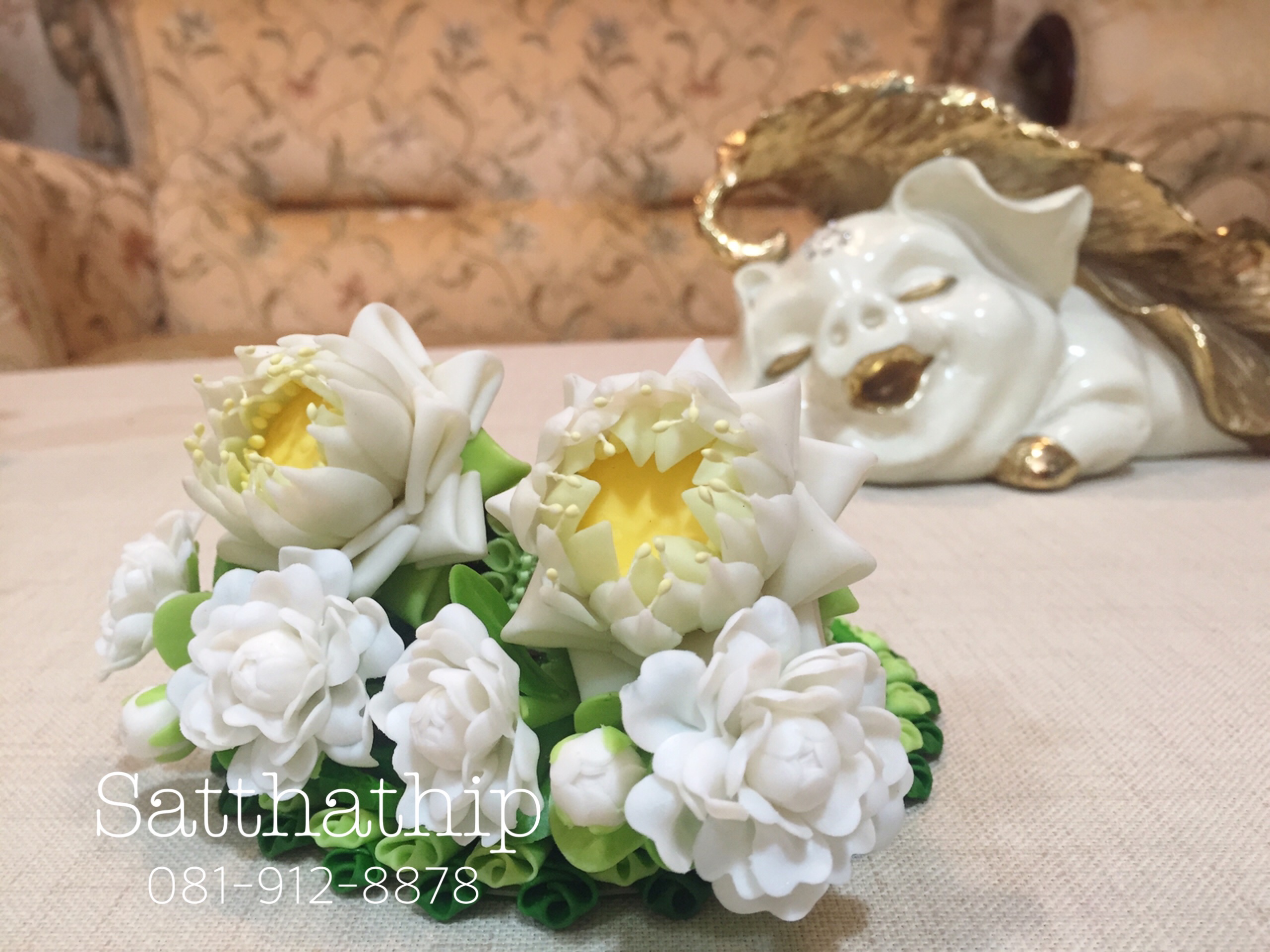 กรวยดอกบัวพับ ผสมดอกมะลิ ประดิษฐ์จากดิน - Lotus flower mix with Jusmine flower