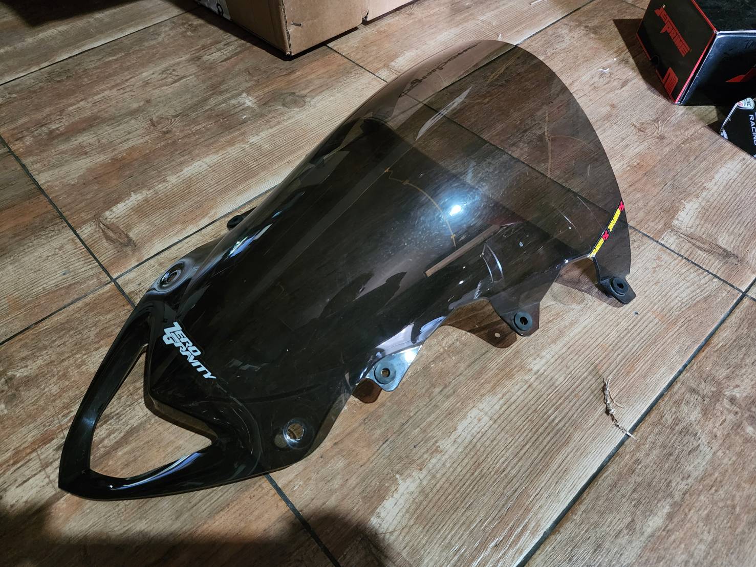 ชิวหน้า Zero Gravity WindScreen สำหรับ S1000RR corsa smoke มือสอง