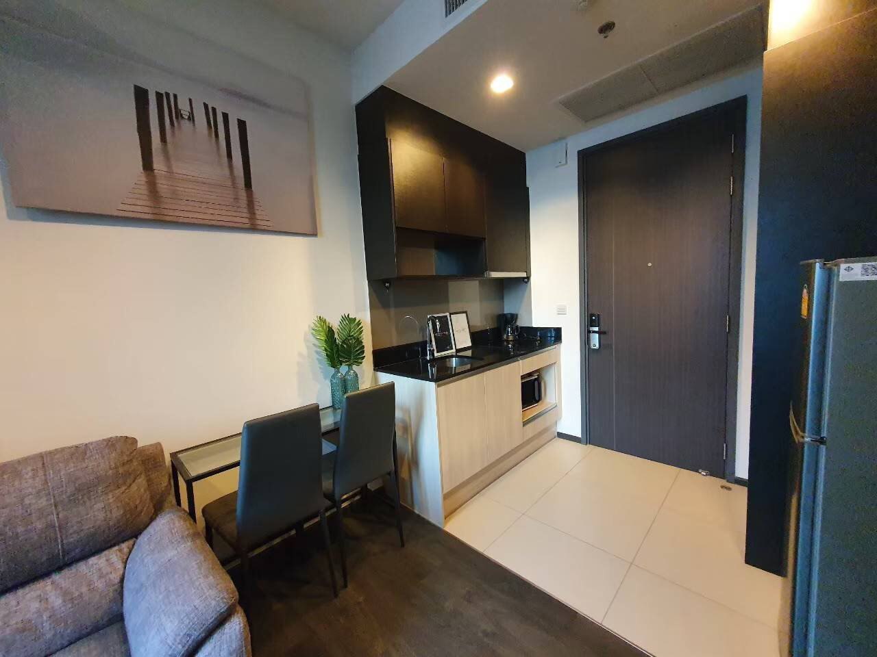 Edge Sukhumvit23