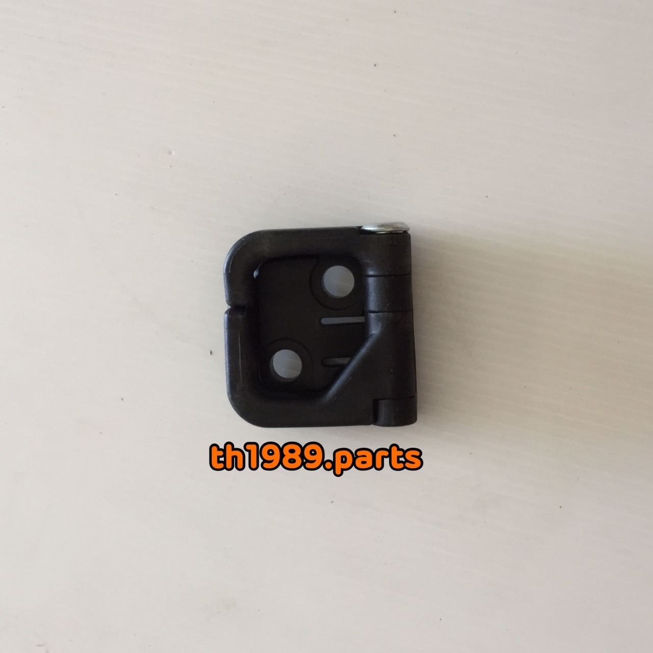 ตะขอเอนกประสงค์ สำหรับรุ่น Jelato 125 UF125F-H อะไหล่แท้ SUZUKI 92170-32G52-291