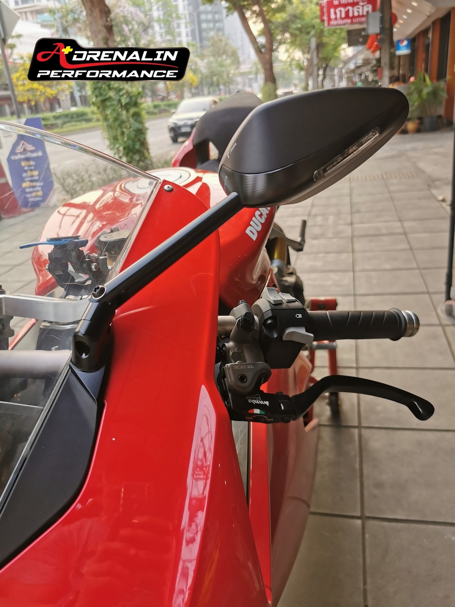 กระจก Rizoma รุ่น Fast สำหรับ Panigale V4 พร้อมไฟเลี้ยว