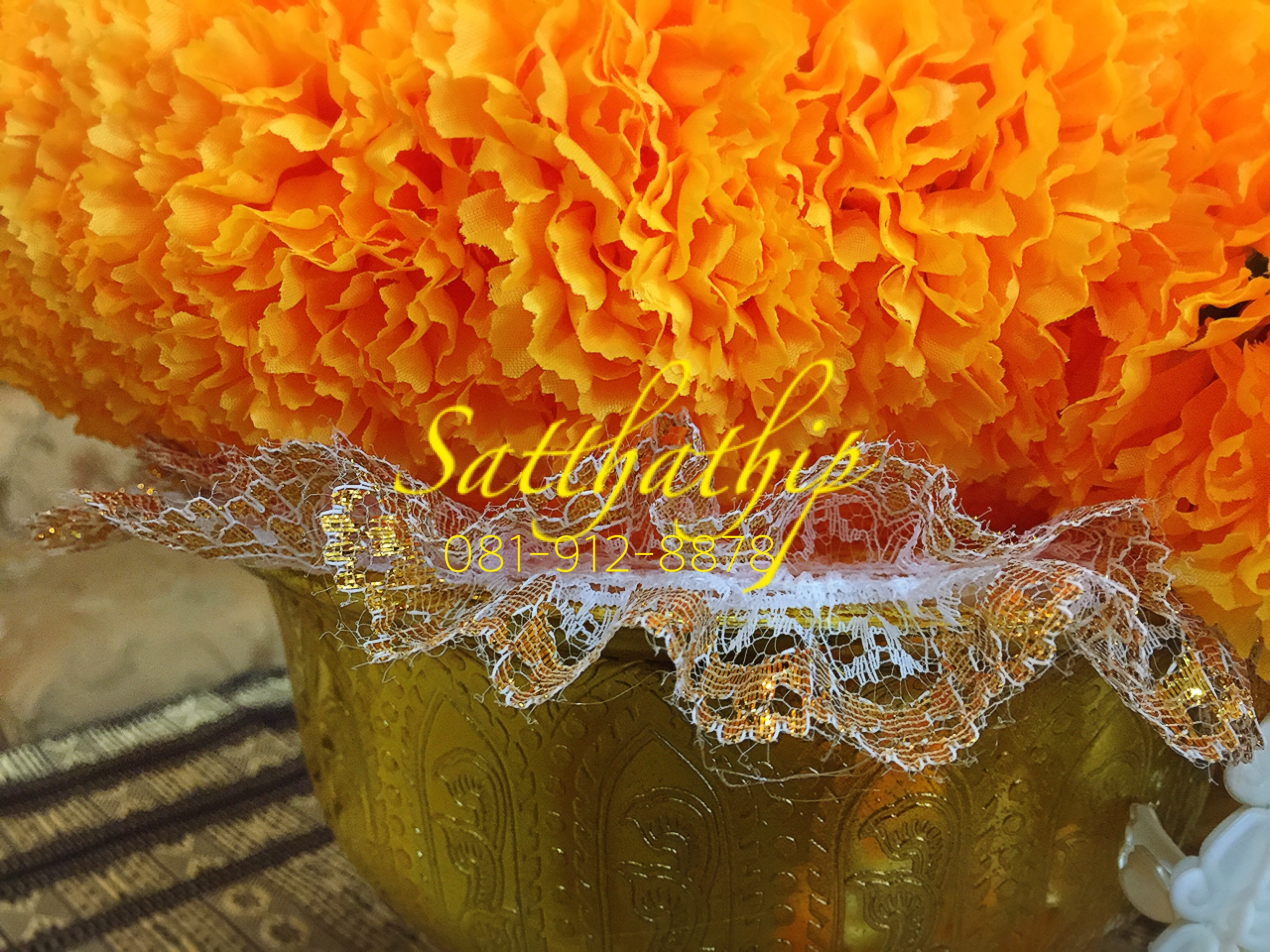 พวงมาลัยดอกดาวเรือง สีเหลืองส้ม - พวงมาลัยผ้า - Fabric garland - Marigold garland - Marigold mala