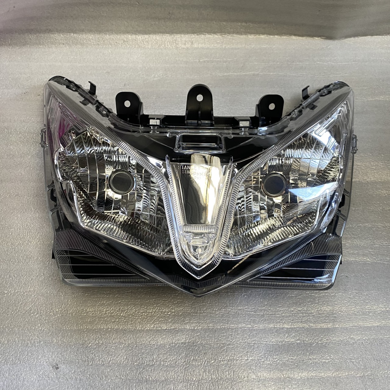 33110-KZR-701 ชุดไฟหน้า CLICK125i 2012-2014 อะไหล่แท้ HONDA