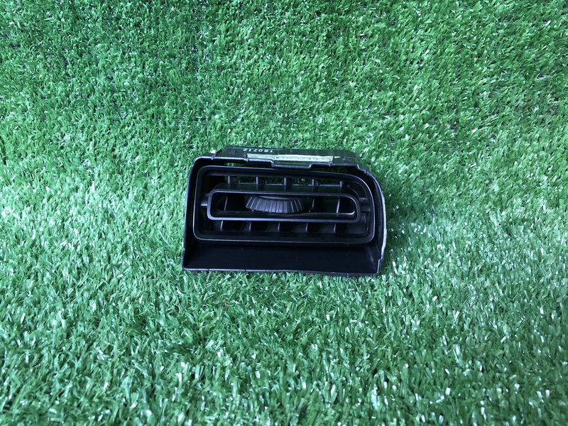 ช่องลมแอร์รถยนต์