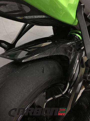 Carbon2Race บังโหลนหลังคาร์บอนแบบยาว สำหรับ ZX10R 2016+