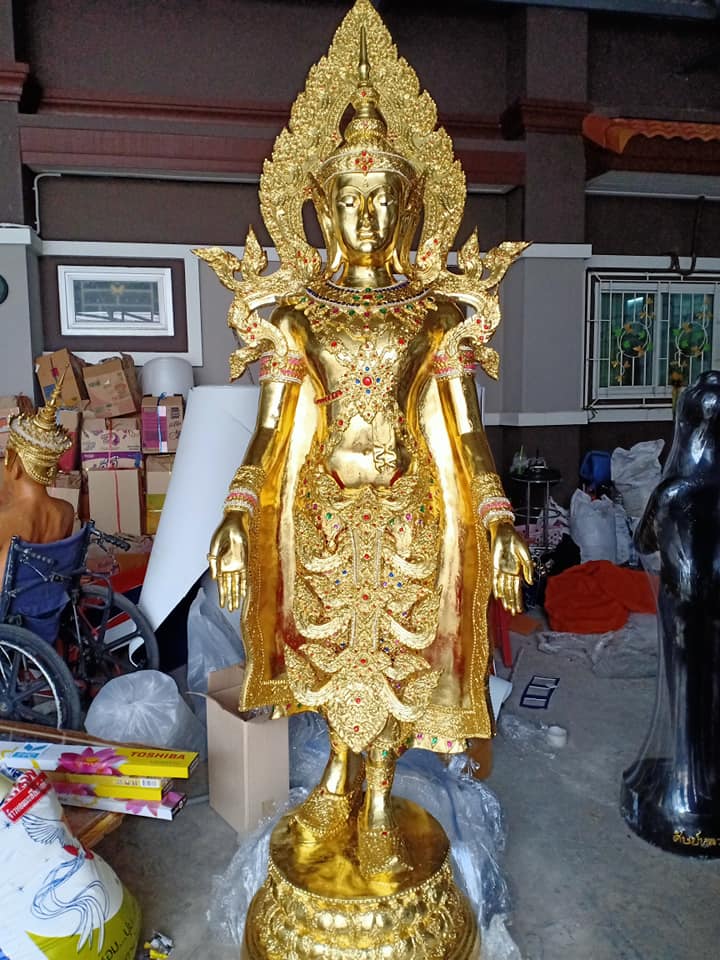 พระปางเปิดโลก สูง 2เมตร 60 ปิดทองเค