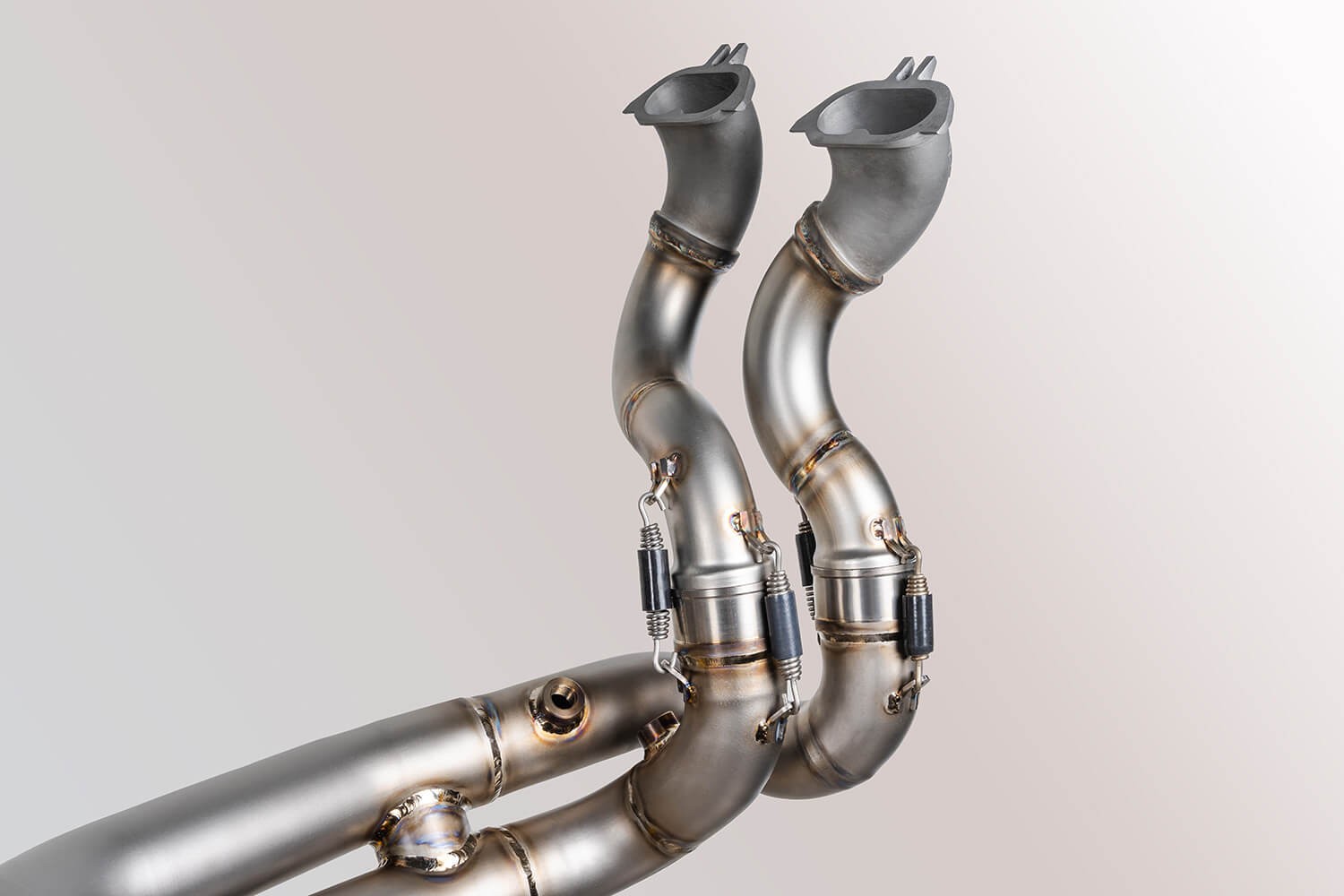 ท่อฟูล Spark exhaust ออกท้าย WSBK ไทเทเนียม