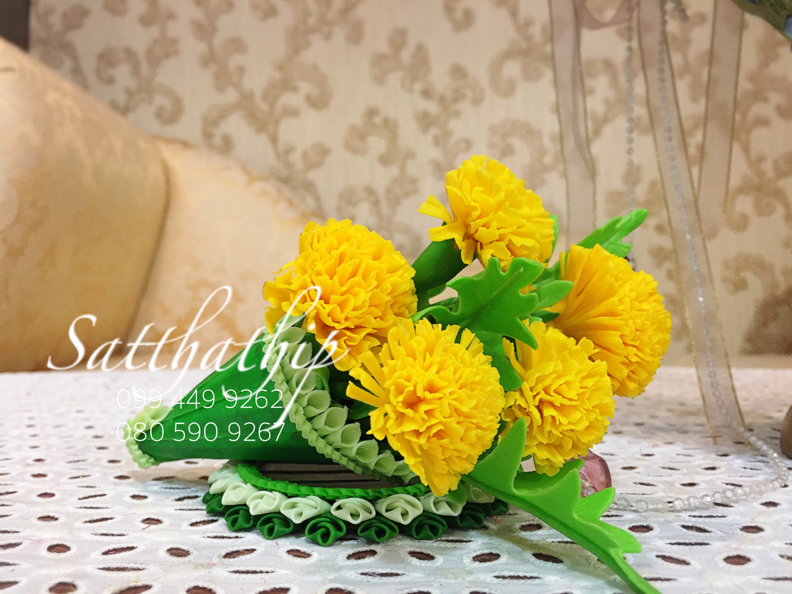 ชุดกรวยดอกดาวเรือง บนถาดใบตอง ประดิษฐ์จากดิน - ดอกดาวเรือง - Marigold