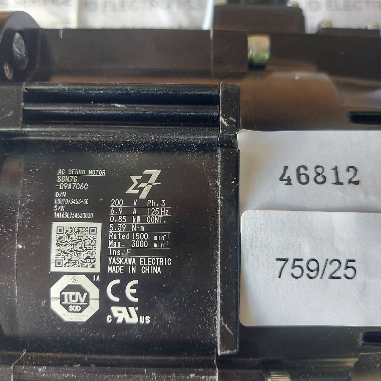 SGM7G-09A7C6C YASKAWA SERVO MOTOR