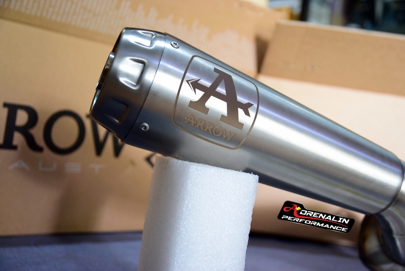 ท่อ Arrow รุ่น Pro race พร้อมหม้อพักกลาง เพิ่มกำลังอัด สำหรับ Scrambler 800 ทุกรุ่น (For Exhibition only)
