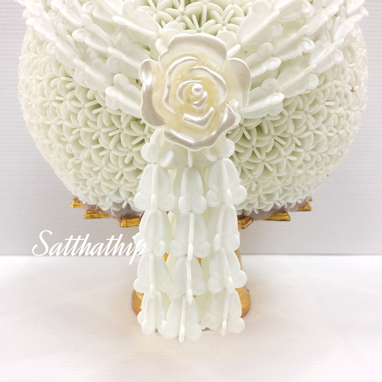 พานพุ่มดอกรักประดิษฐ์ [7"]