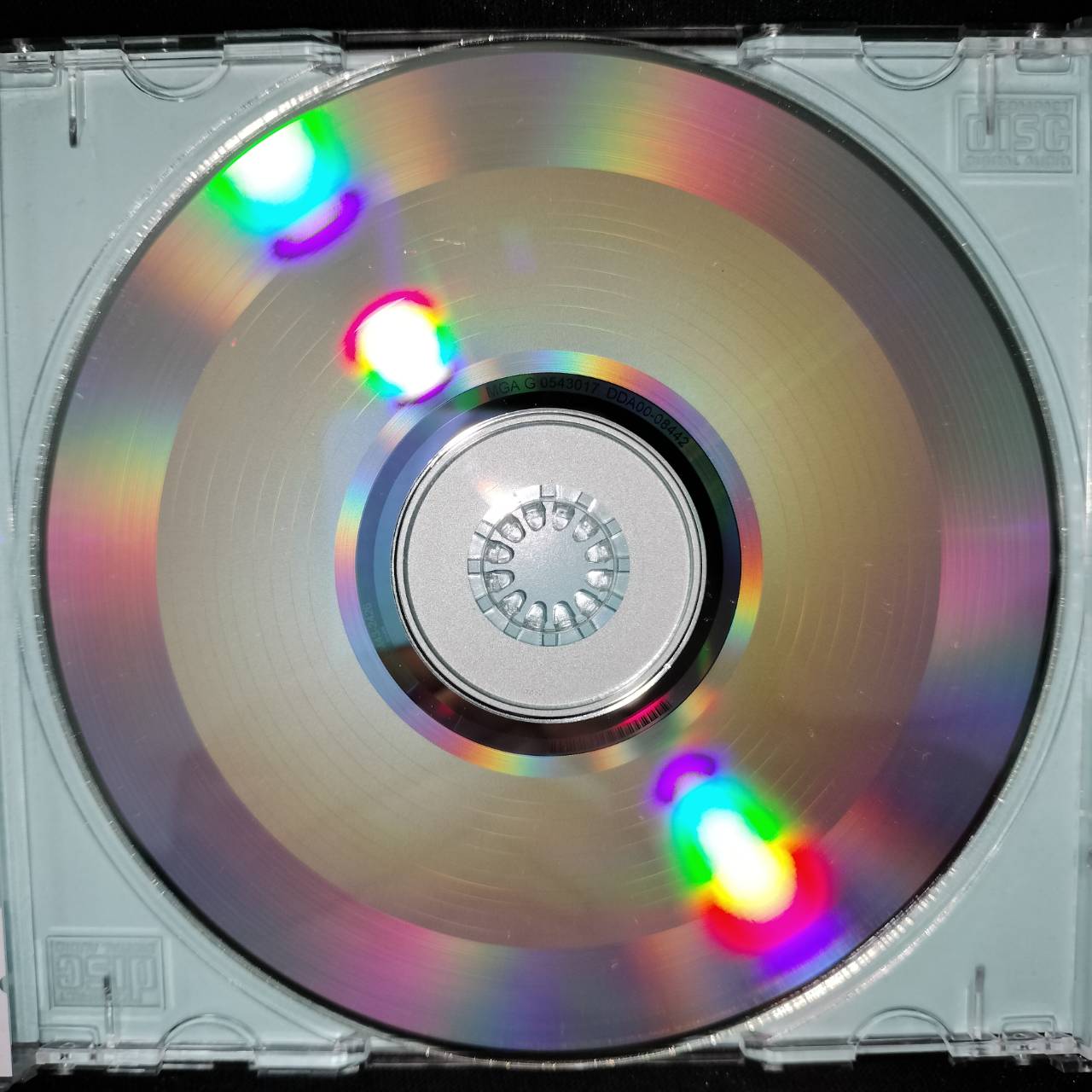 อรวี สัจจานนท์ - ไข่มุกบูรพา 1 / แผ่นดี