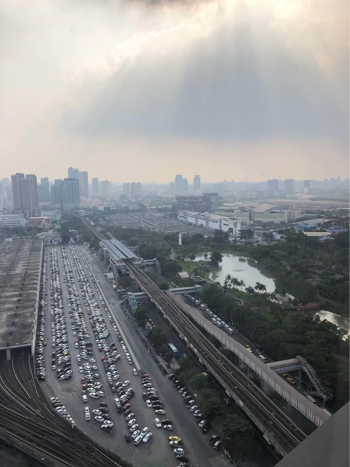 The Line Jatujak - Mochit