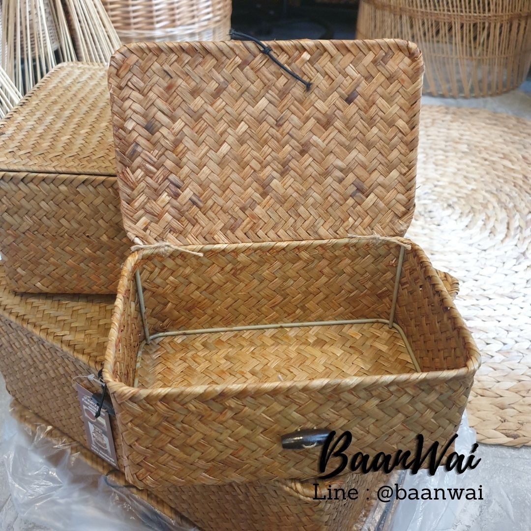กล่องสานต้นกก กล่องสานมีฝาปิด