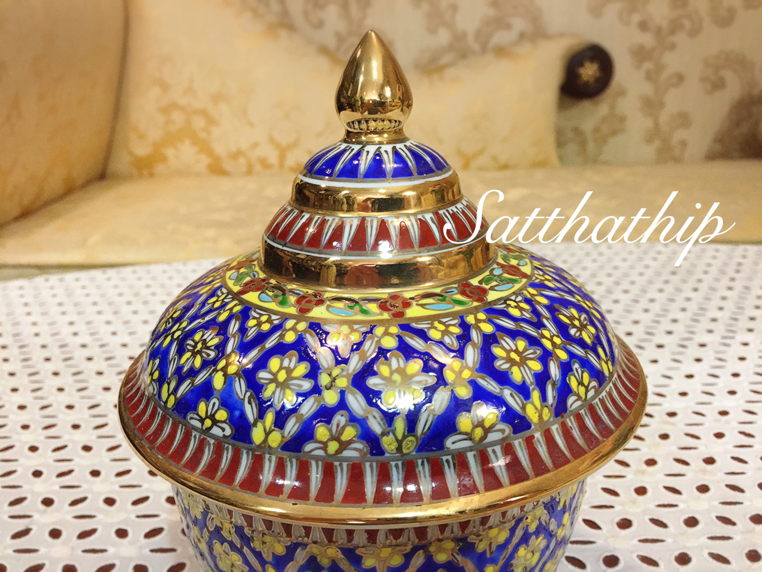 โกศอัฐิ เบญจรงค์ - โถ เบญจรงค์ - โถบรรจุอัฐิ