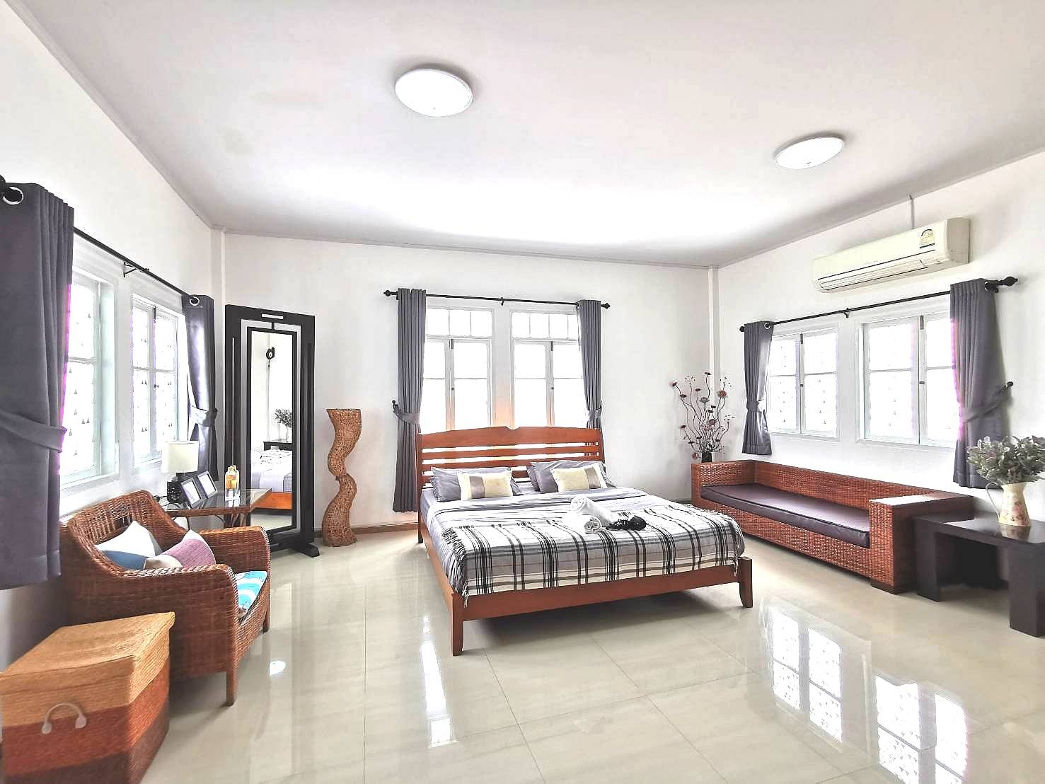 The Oriental House for rent