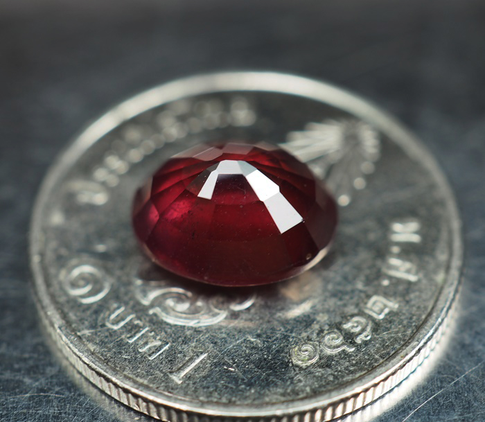 พลอยโรโดไรท์โกเมนแดงม่วง (Rhodolite) 3.20 กะรัต