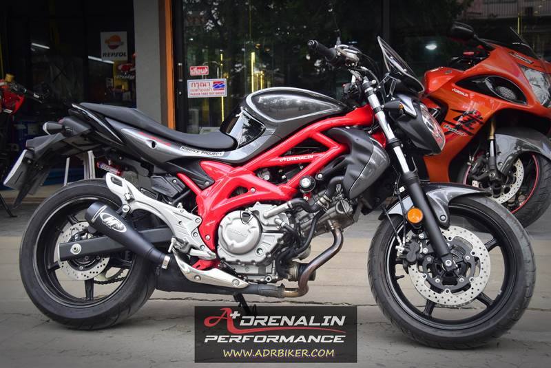 ท่อ M4 ทรง GP Black slip-on สำหรับ Gladius 650 09-16 (For Exhibition only)