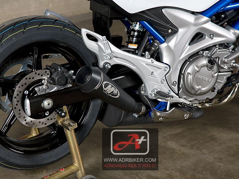 ท่อ M4 ทรง GP Black slip-on สำหรับ Gladius 650 09-16 (For Exhibition only)