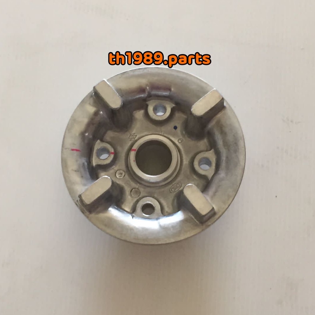 ดุมสเตอร์หลัง สำหรับรุ่น RC110 SHOGUN125 SMASH RC100 อะไหล่แท้ SUZUKI 64611-01001-000