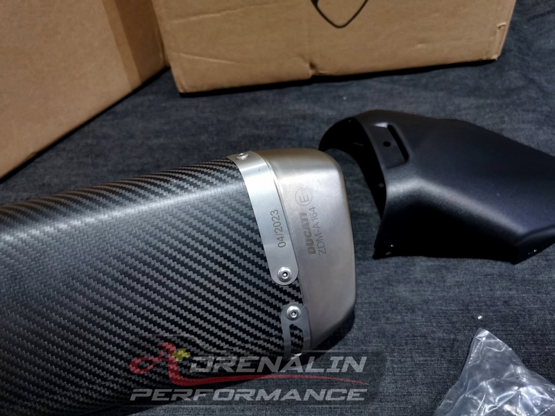 ท่อ Termignoni ทรงสั้น คาร์บอน สลิปออน สำหรับ Multi 1260 2018+ (For Exhibition only)