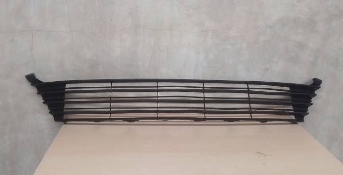 ช่องลมกันชนหน้า Toyota Altis 2010-12