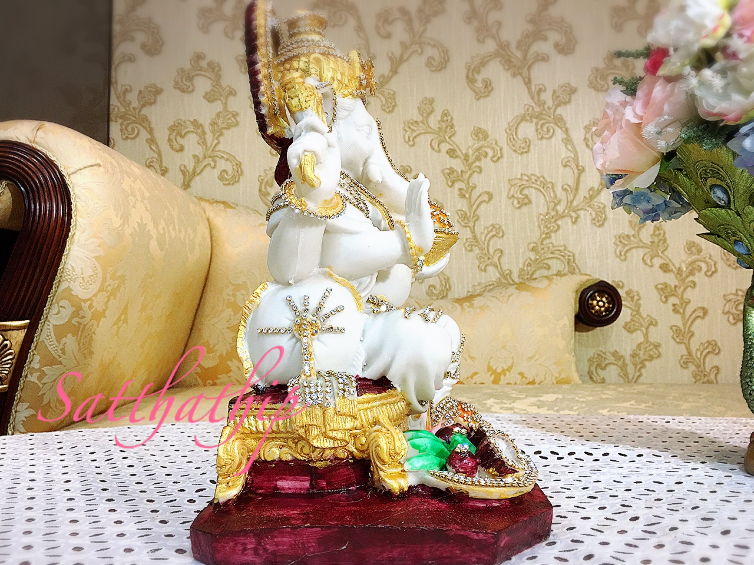 พระพิฆเนศ ปางประทานพร (เรซิ่น แต่งองค์) - Ganesha: Lord of Success