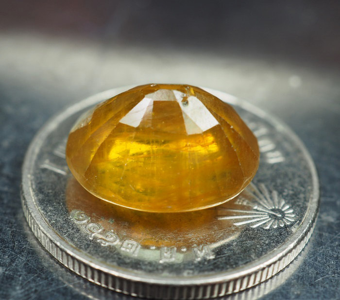บุษราคัมอัฟริกาสีเหลือง (Sapphire) 8.50 กะรัต