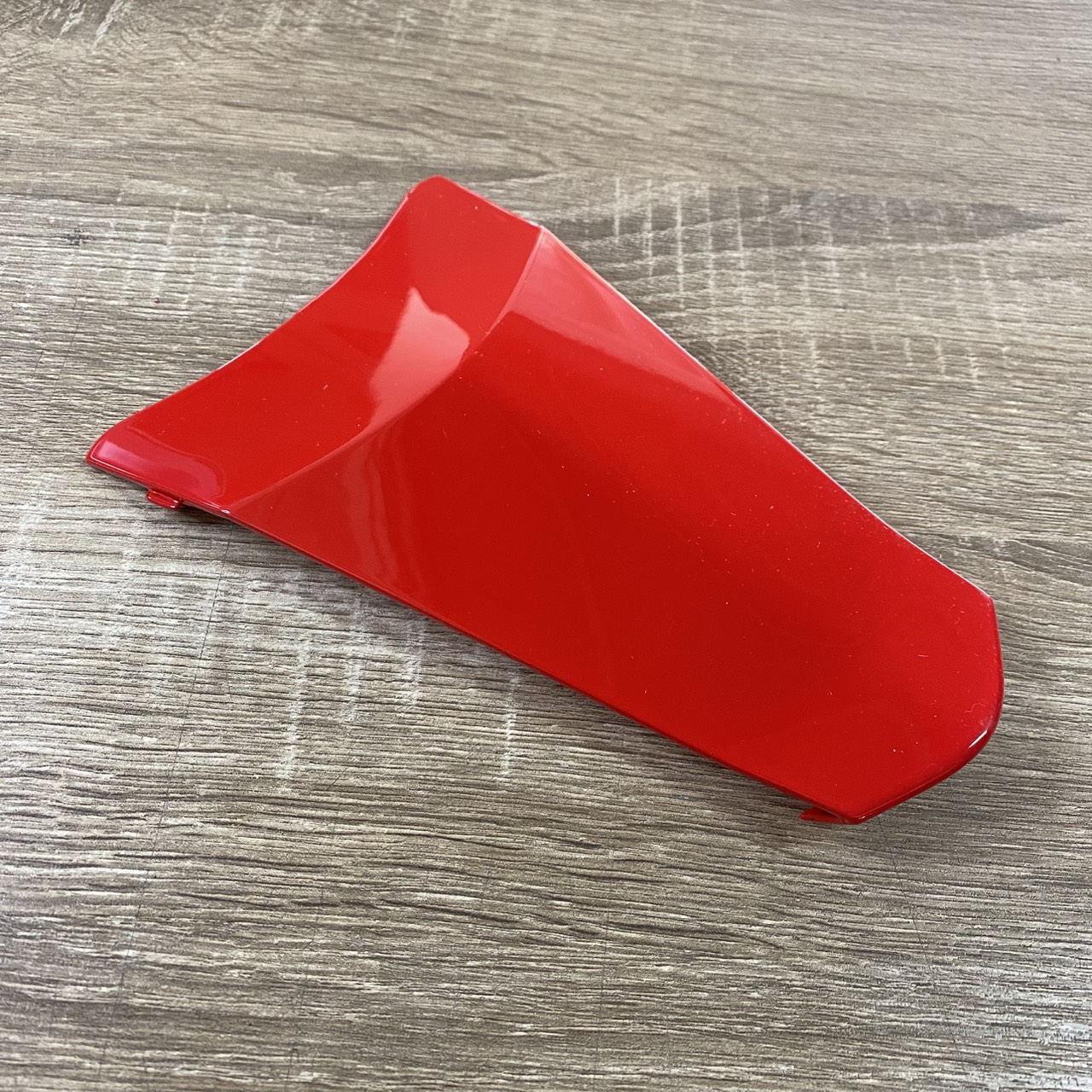 83510-KVR-600ZN ฝาครอบท้ายสีแดง WAVE NF100 แดงR310 อะไหล่แท้ HONDA