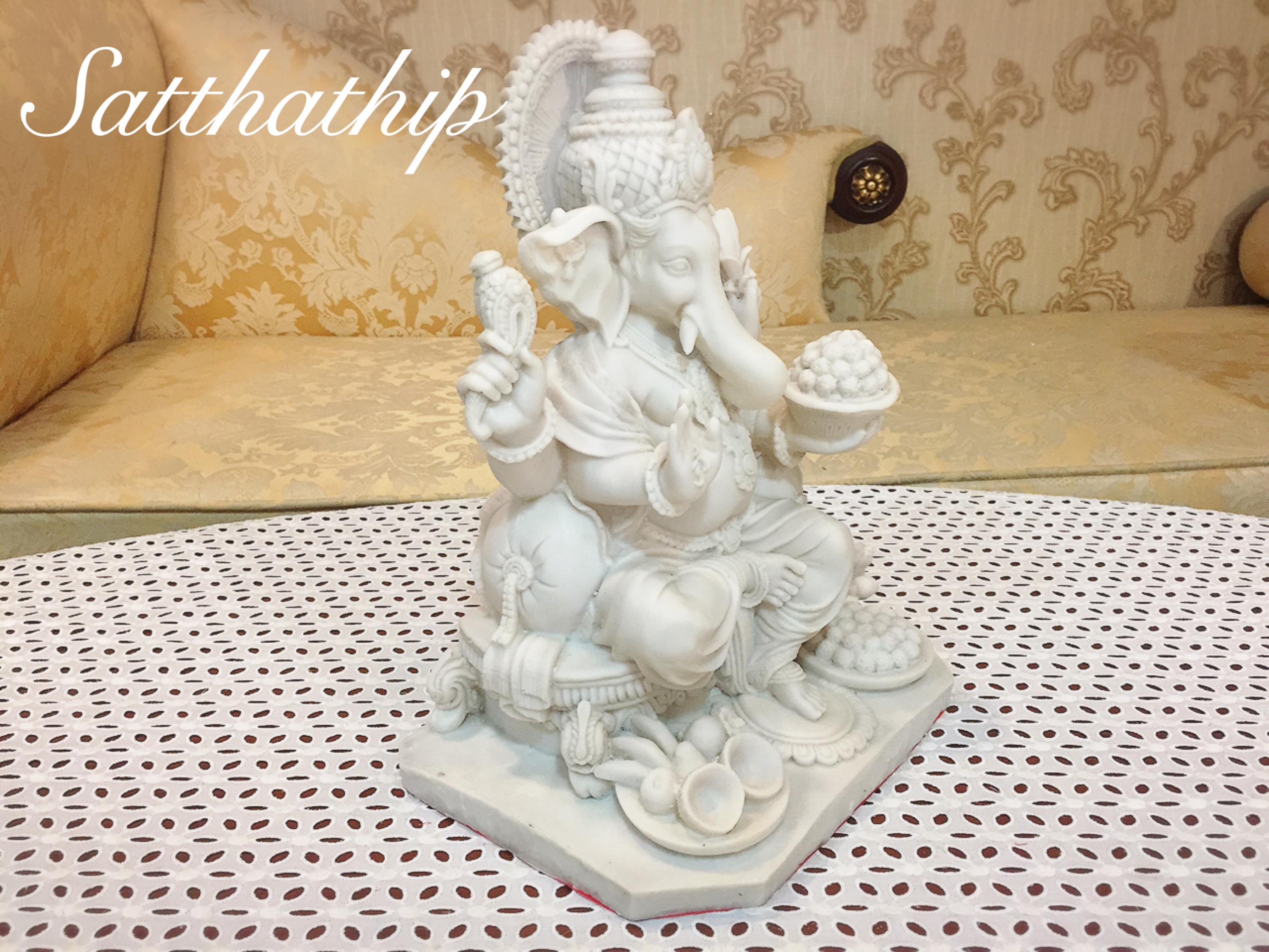 พระพิฆเนศ ปางประทานพร (เรซิ่น) - Ganesha: Lord of Success