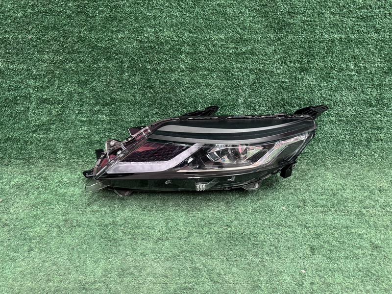 ไฟหน้า L Mitsubishi Pajero / Triton 2020-2024