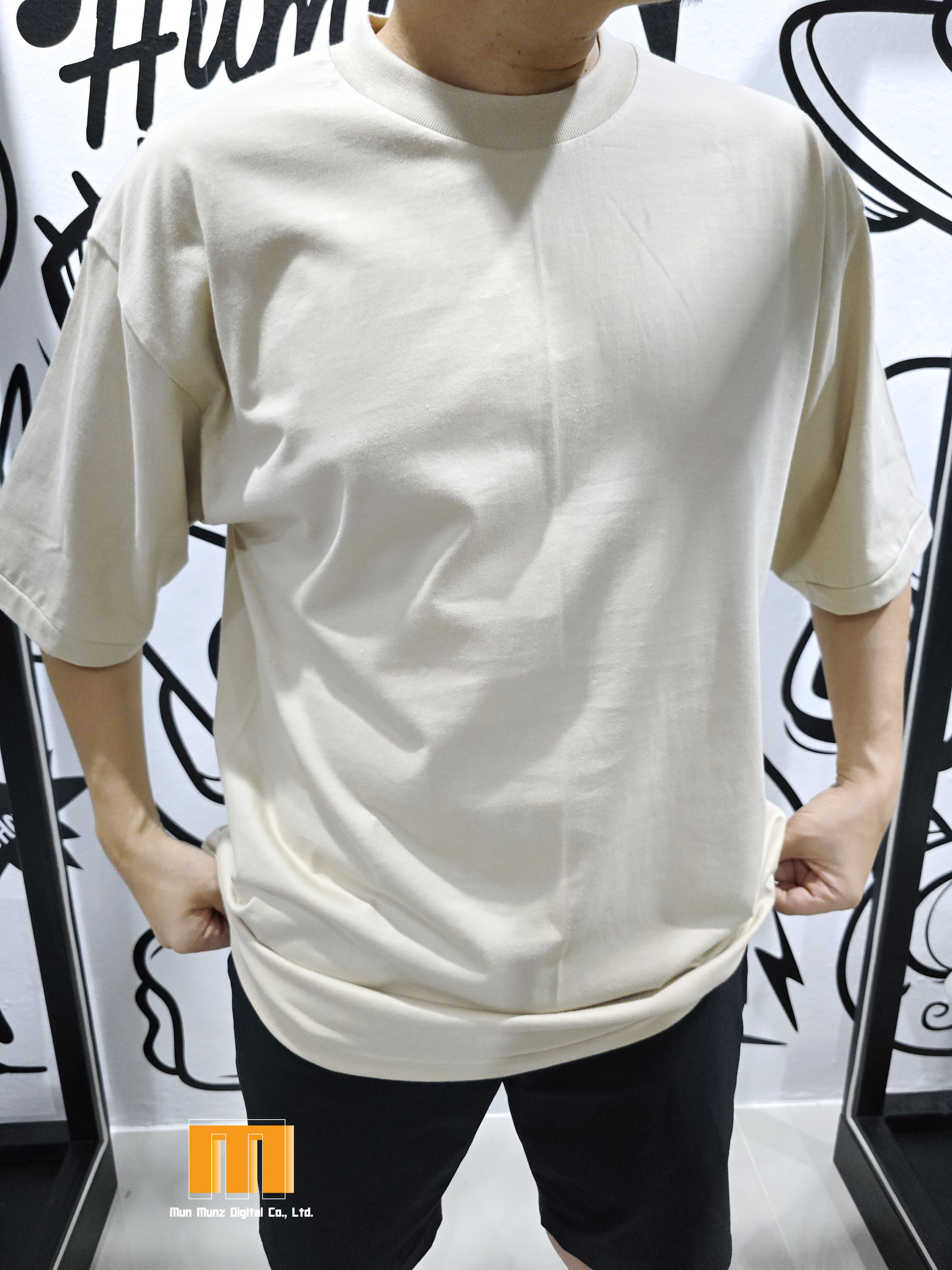 รับสกรีนเสื้อ oversize โอเวอร์ไซส์ สีครีม