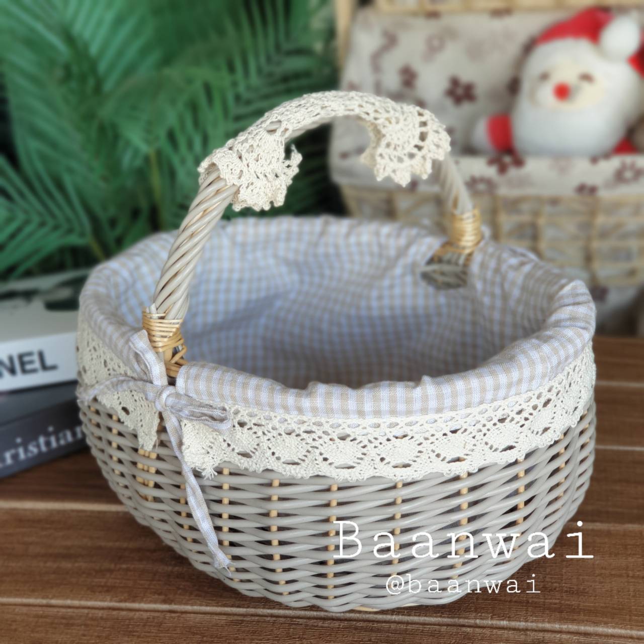 ตะกร้าหวายเทียม บุผ้า ทรงรี