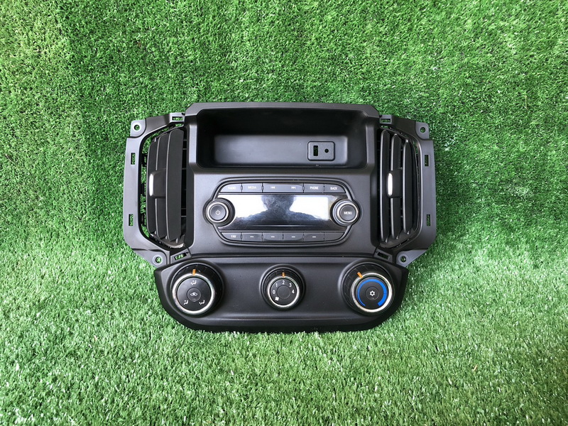 เครื่องเล่นวิทยุ Chevrolet Colorado 2017-2021