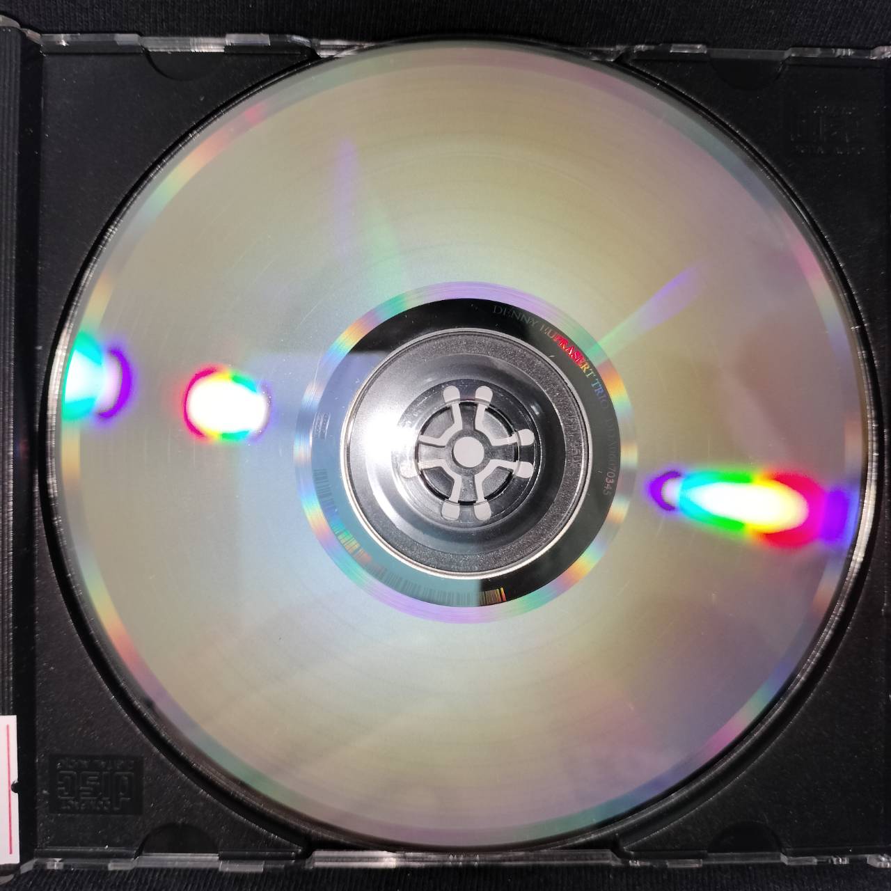 Denny Euprasert Trio - Extemporization / ปกในมีคราบเก่าเก็บบ้าง / แผ่นสวย